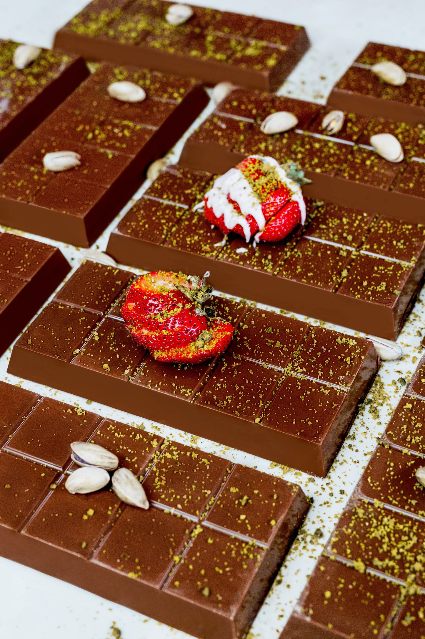 Dubai Chocolate strawberry kunefe ( Milk Chocolate)