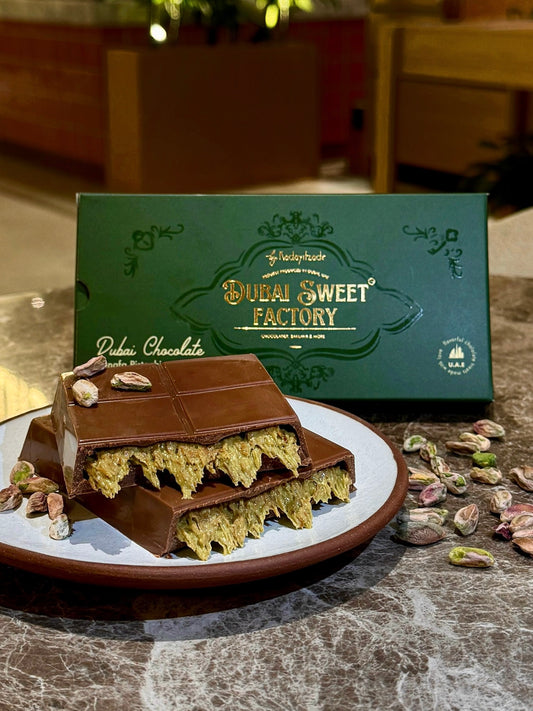 Dubai Chocolate Pistachio kunefe ( Milk , Dark , White )