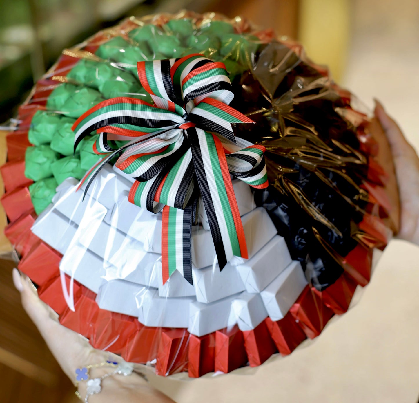 NATIONAL DAY SPECIAL TRAY DUBAI CHOCOLATE PRALINES