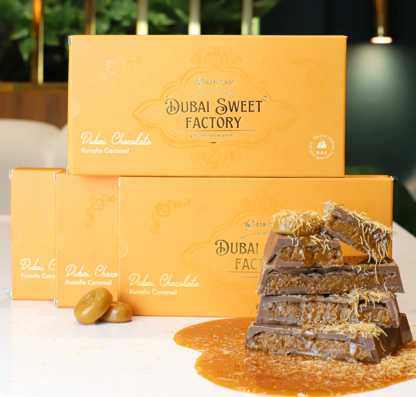 Dubai Chocolate caramel kunefe ( Milk , Dark)